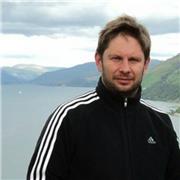 Profesor de inglés y francés, magíster en inglés, experto en pronunciación